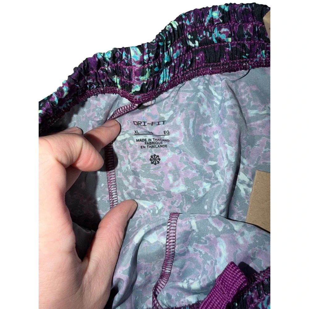 Nike Kids Dri-Fit Athletic‎ Shorts Purple Black Teal Abstract Print Size XL